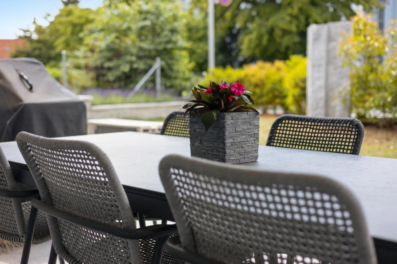 The R Apartment Zugerberg - Ev Wallbox - Terrasse Geroldswil Esterno foto